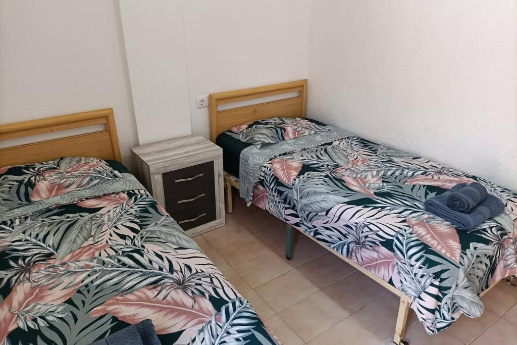 2 Bedroom Townhouse In Beautiful Gated Complex Benidorm Kültér fotó