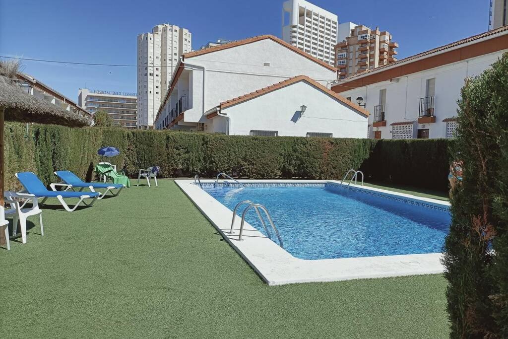 2 Bedroom Townhouse In Beautiful Gated Complex Benidorm Kültér fotó